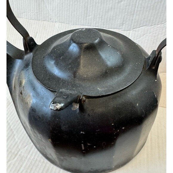 Vintage Black Wagner Ware Colonial Tea Kettle Cast Aluminum Wood Handle Sidney O - Picture 2 of 9
